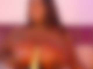 Live cam show with CheneellLorens - Ebony Big Tits on Uber Horny
