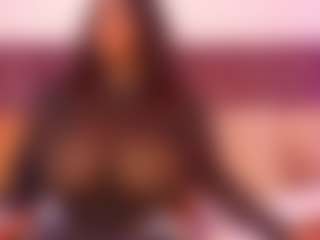 Live cam show with CheneellLorens - Ebony on madthumbs | colombia