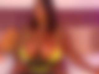 CheneellLorens's Live Sex Cam Show