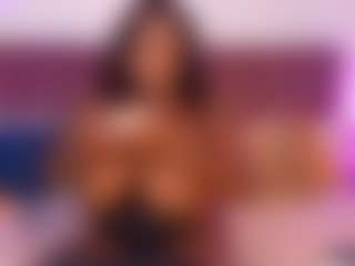 CheneellLorens's Live Sex Cam Show