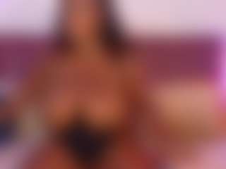 CheneellLorens's Live Sex Cam Show