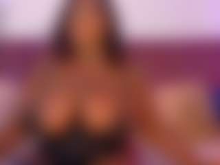 CheneellLorens's Live Sex Cam Show