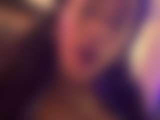 saamytits's Live Sex Cam Show