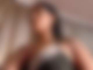 saamytits MILF webcam performer live streaming