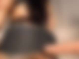 Live cam show with saamytits - Big Ass MILF on Chatstar