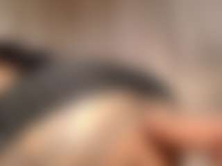 Live cam show with saamytits - Big Tits MILF on Fling VIP Chat