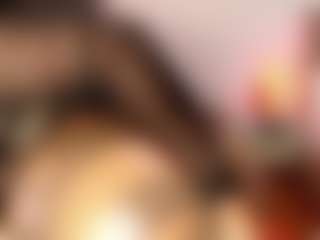 Live cam show with saamytits - Brown Eyes Curvy on Camsoda