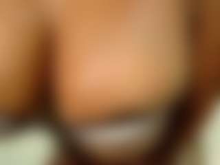 saamytits's Live Sex Cam Show