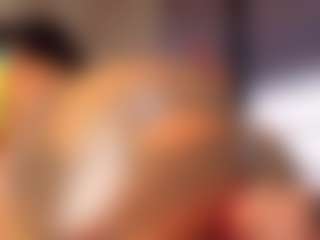 Live cam show with saamytits - Barelylegal on StripNow
