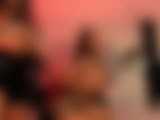 saamytits's Live Sex Cam Show