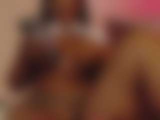 Live cam show with saamytits - Tease Ebony on Camming Site | colombia