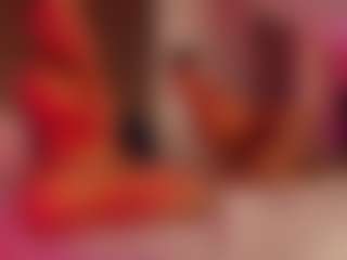 Saamy Tits's Live Sex Cam Show