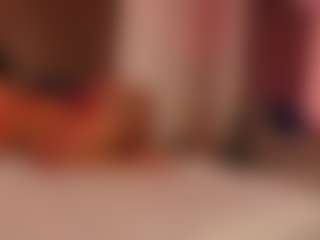 Saamy Tits's Live Sex Cam Show