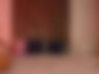 Saamy Tits's Live Sex Cam Show