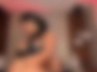 Saamy Tits's Live Sex Cam Show