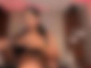 Saamy Tits's Live Sex Cam Show