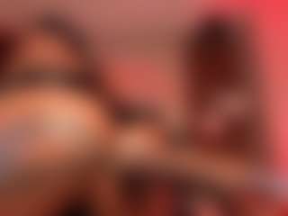 Saamy Tits's Live Sex Cam Show