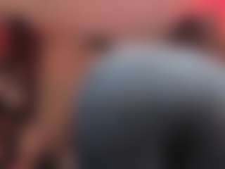 Live cam show with Saamy Tits - Sexy on Gym Cam Girls