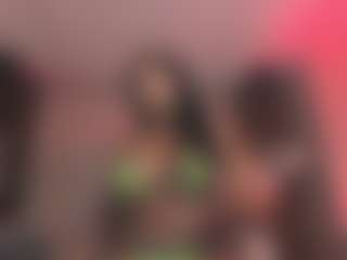 Saamy Tits's Live Sex Cam Show