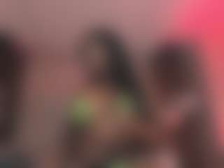 Saamy Tits's Live Sex Cam Show