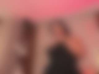 Saamy Tits's Live Sex Cam Show