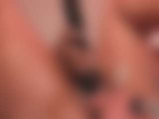 Saamy Tits's Live Sex Cam Show