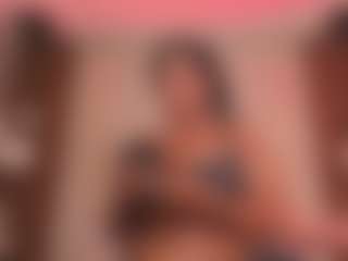 Saamy Tits's Live Sex Cam Show