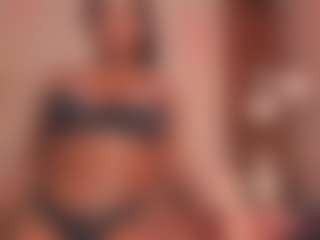 Saamy Tits's Live Sex Cam Show