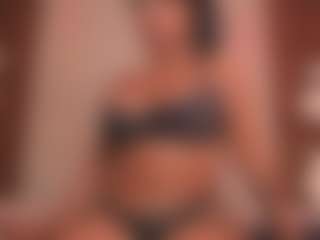 Saamy Tits's Live Sex Cam Show