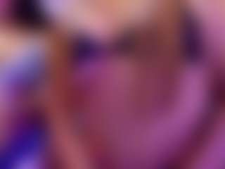 Saamy Tits's Live Sex Cam Show