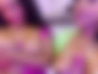 Saamy Tits's Live Sex Cam Show