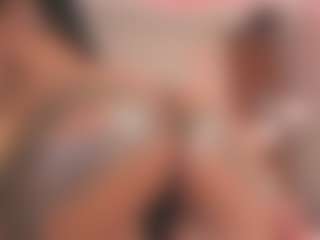 Saamy Tits's Live Sex Cam Show
