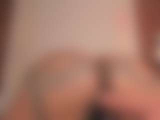 Live cam show with Saamy Tits - Wet on Camsoda