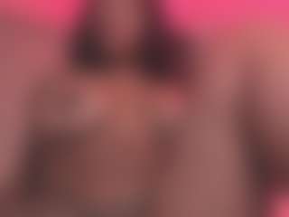 Saamy Tits's Live Sex Cam Show