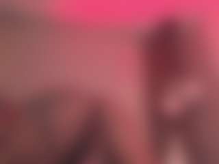 Live cam show with Saamy Tits - Ebony Shaved Pussy on Soda Cam