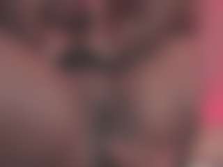 Saamy Tits's Live Sex Cam Show