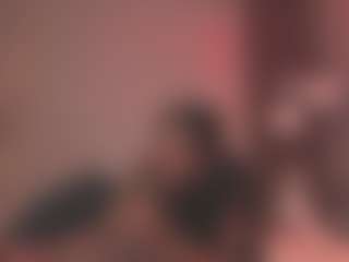 Saamy Tits's Live Sex Cam Show