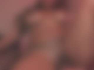 Saamy Tits's Live Sex Cam Show
