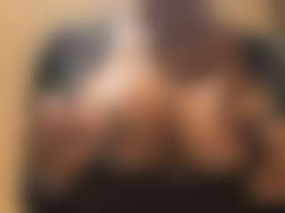 kyaraebony's Live Sex Cam Show