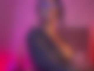 Live cam show with kyaraebony - Blowjob on Camversity