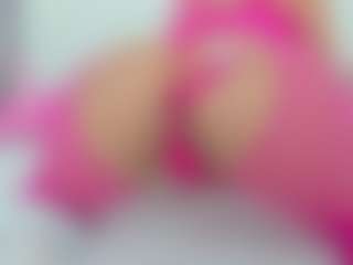Live cam show with Miss_Sophie - Tease on Uber Horny