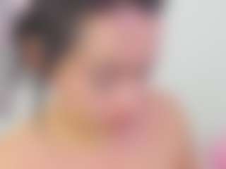 Live cam show with Miss_Sophie - Redbone on SmokeAndPoke