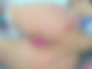 Live cam show with Miss_Sophie - Oil on Soda Cam