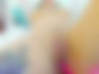 Live cam show with Miss_Sophie - Squirt on Camsoda