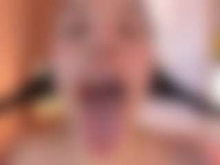 Veronica-Garcia's Live Sex Cam Show