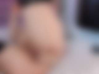 Live cam show with Veronica-Garcia - Pornstar Shaved Pussy on luckytryst.com