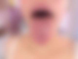 Live cam show with Veronica-Garcia - Pornstar MILF on Camsoda