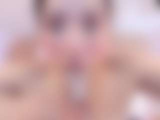 Live cam show with Veronica-Garcia - Interactive on xblisslive.com