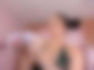 Live cam show with Veronica-Garcia - American Petite on Camsoda | colombia