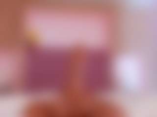 Live cam show with Veronica-Garcia - Freak on liverealitysex.com